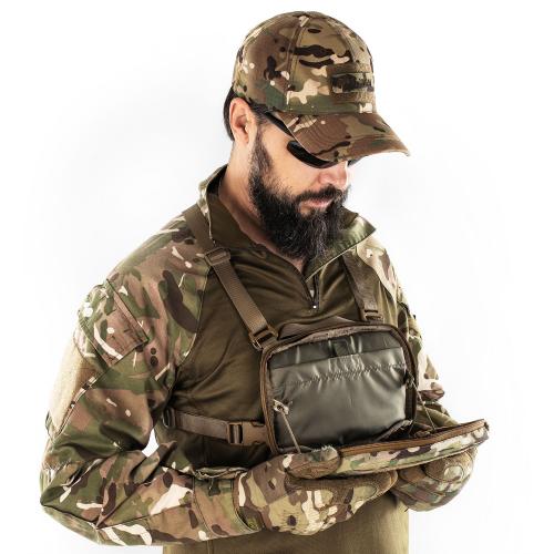 Administrative pouch for tablet/phone (max 8″) with shoulder system