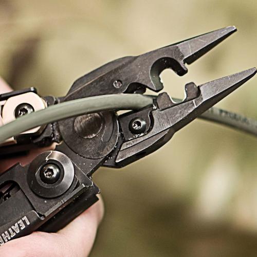 Мультиинструмент Leatherman® "MUT® EOD Black" (нейлоновый чехол олива), 833119