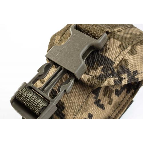 Closed pouch for a fragmentation grenade on Fastex
