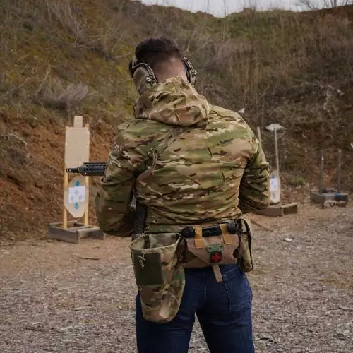 військове спорядження